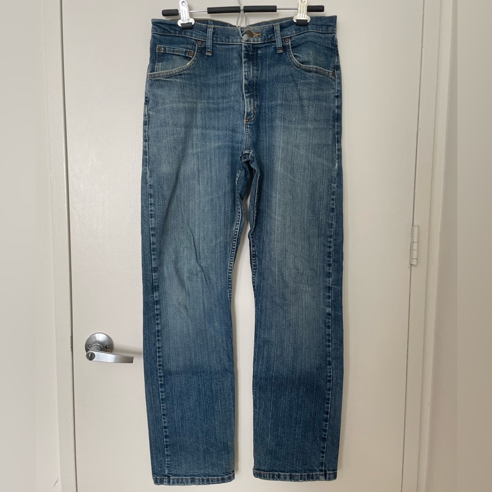 Wrangler 32x32 Relaxed Fit Denim Jeans